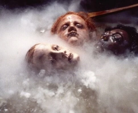 Отрубленные головы (1994) через торрент бесплатно Отрубленные головы (1994) фильм через торрент бесплатно