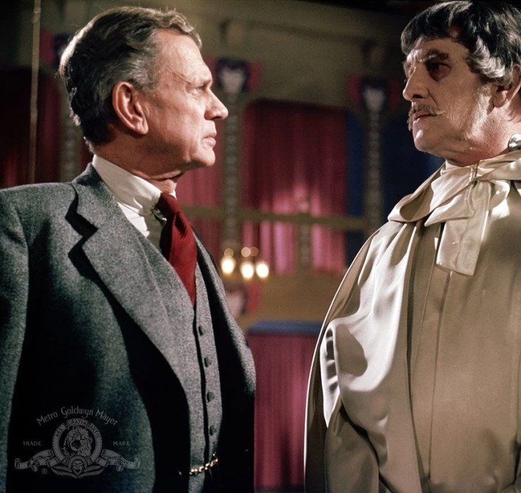 Ужасный доктор Файбс (1971) через торрент бесплатно Ужасный доктор Файбс (1971) фильм через торрент бесплатно