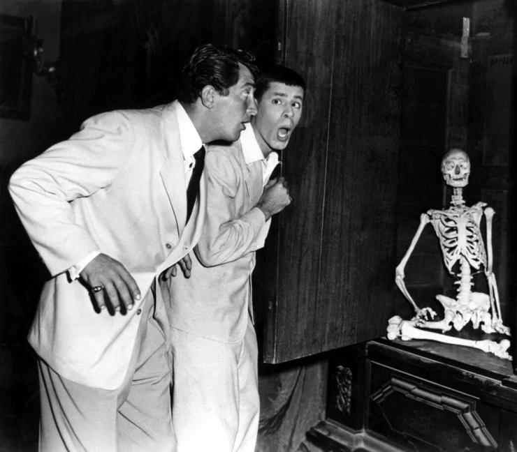 Напуганные до смерти (1953) через торрент скачать Напуганные до смерти (1953) фильм через торрент скачать