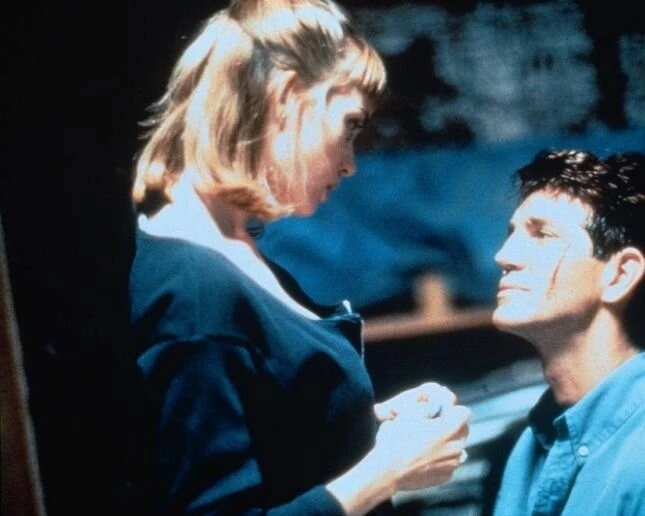 Жестокая правда (1994) через торрент бесплатно Жестокая правда (1994) фильм через торрент бесплатно