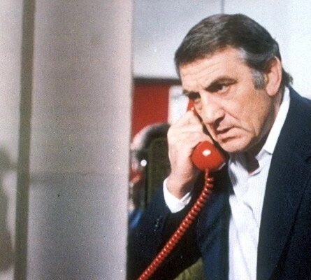 Бабочка на плече (1978) через торрент скачать Бабочка на плече (1978) фильм через торрент скачать