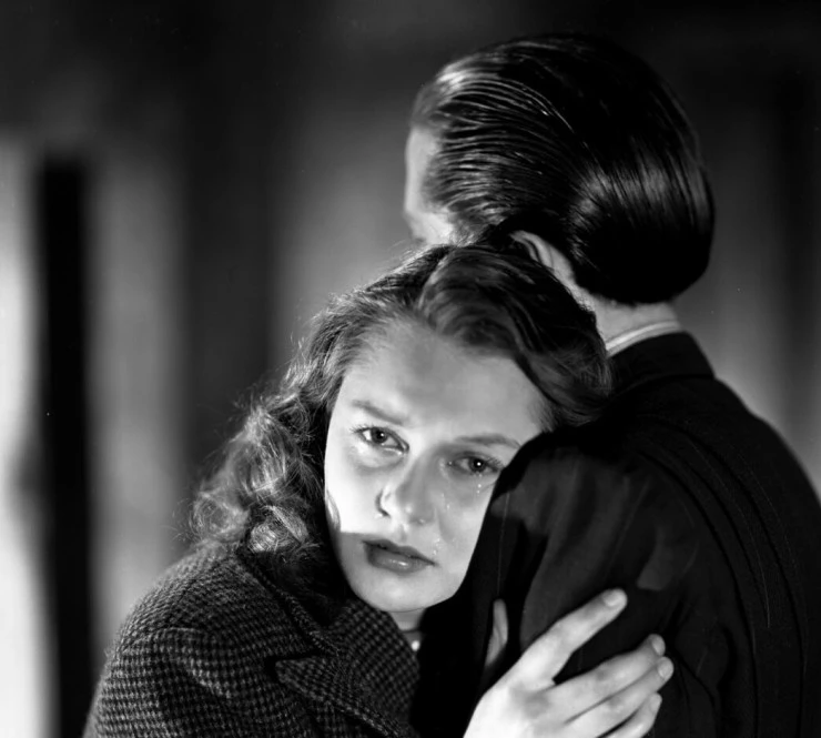 Брайтонский леденец (1948) через торрент бесплатно Брайтонский леденец (1948) фильм через торрент бесплатно