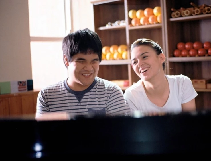 Прикосновение света (2012) через торрент скачать Прикосновение света (2012) фильм через торрент скачать