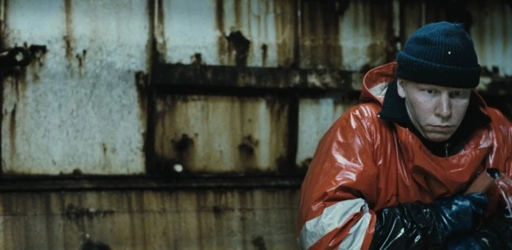 Подводное течение (2010) через торрент скачать Подводное течение (2010) фильм через торрент скачать