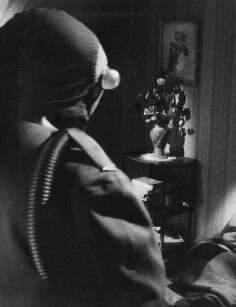 Лягушка в маске (1959) через торрент бесплатно Лягушка в маске (1959) фильм через торрент бесплатно