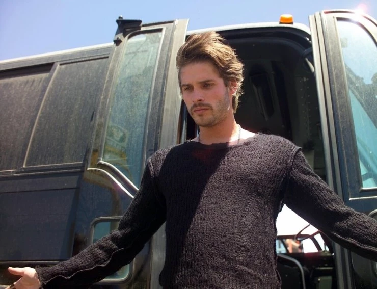 Новолуние (2010) через торрент бесплатно Новолуние (2010) фильм через торрент бесплатно