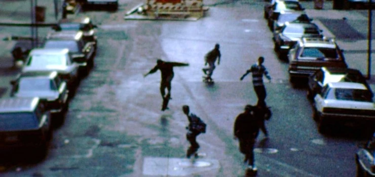 Мы были «Детками» (2021) через торрент бесплатно Мы были «Детками» (2021) фильм через торрент бесплатно