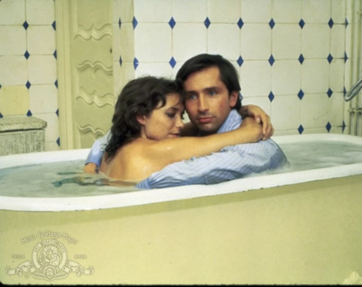 До сентября (1984) через торрент скачать До сентября (1984) фильм через торрент скачать