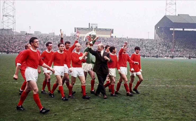 Великий «Юнайтед» (2021) через торрент скачать Великий «Юнайтед» (2021) фильм через торрент скачать