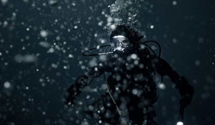 Глубокое погружение (2020) через торрент бесплатно Глубокое погружение (2020) фильм через торрент бесплатно