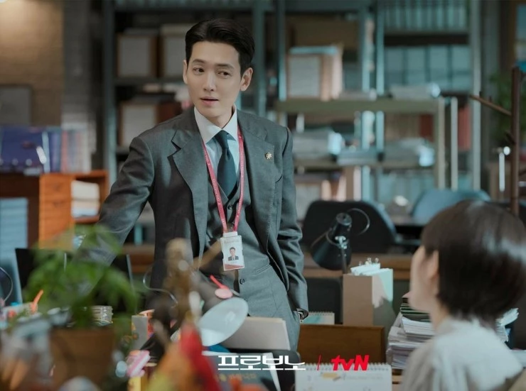 На общественных началах (2025) через торрент скачать На общественных началах (2025) фильм через торрент скачать