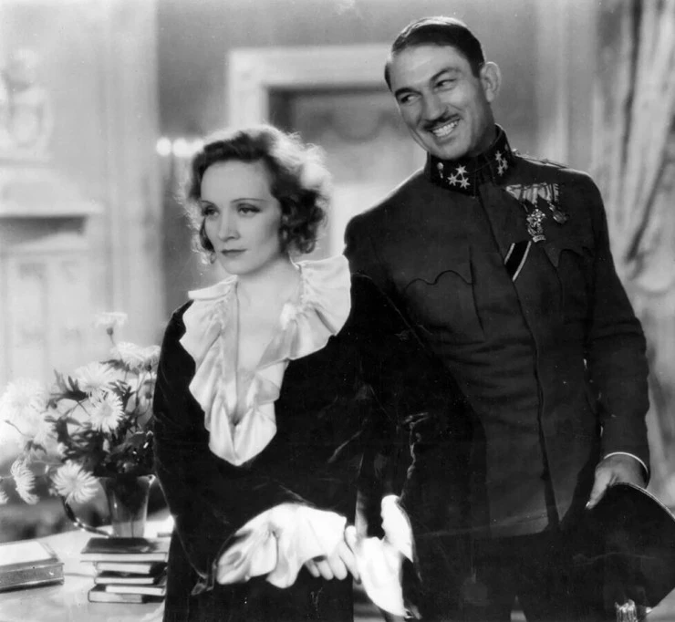 Обесчещенная, или Агент X-27 (1931) через торрент бесплатно Обесчещенная, или Агент X-27 (1931) фильм через торрент бесплатно