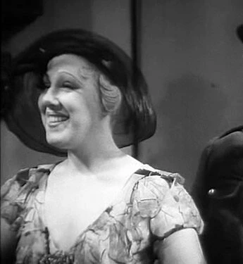 Полковой петух (1933) через торрент бесплатно Полковой петух (1933) фильм через торрент бесплатно