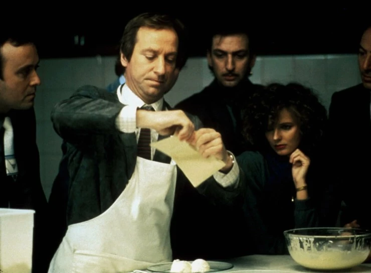 Уют и радость (1984) через торрент скачать Уют и радость (1984) фильм через торрент скачать