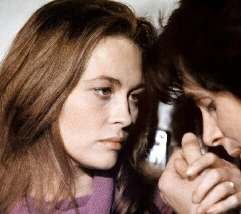 Дом под деревьями (1971) через торрент бесплатно Дом под деревьями (1971) фильм через торрент бесплатно